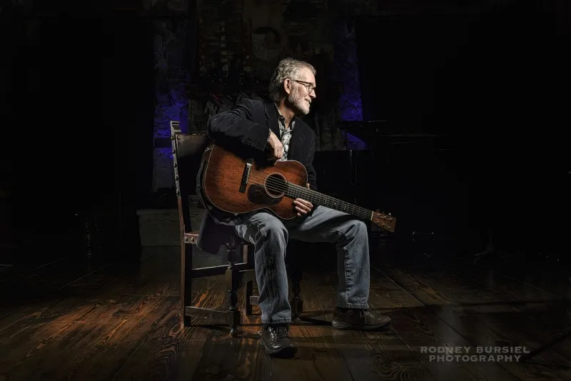 Photo of singer-songwriter, Johnsmith